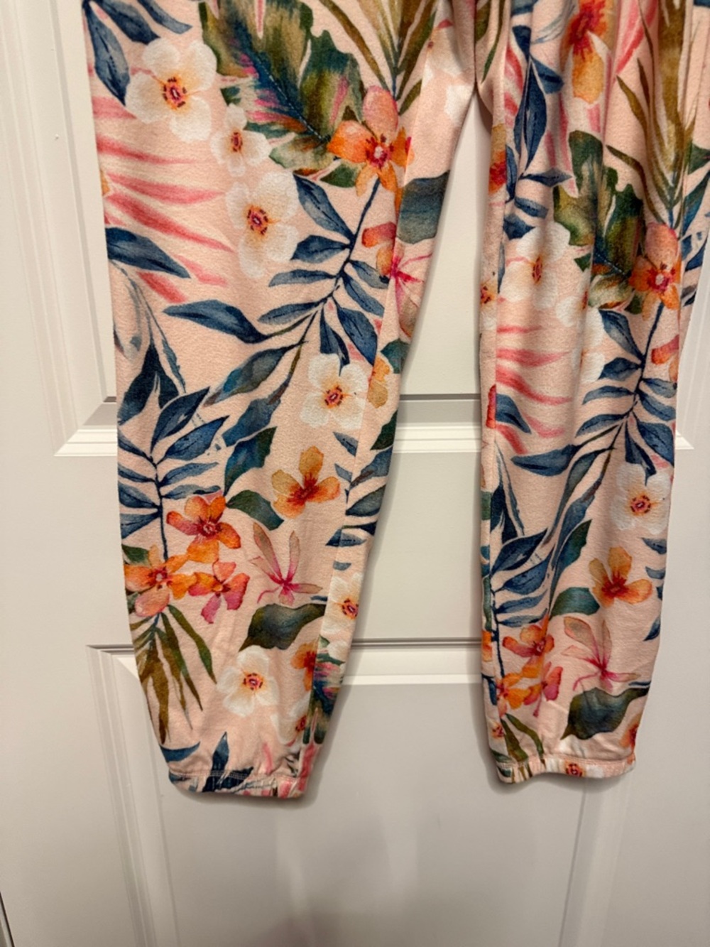 P.J. Salvage 🌴 Tropical 🌴 Lounge Set - Picture 8 of 10